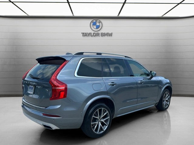 2018 Volvo XC90 Momentum